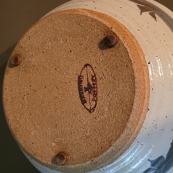 Bruning Pottery, Pacific Northwest, Hand-thrown Gorgeous Grayish Hues/Brown Bowl - Picture 5 of 9